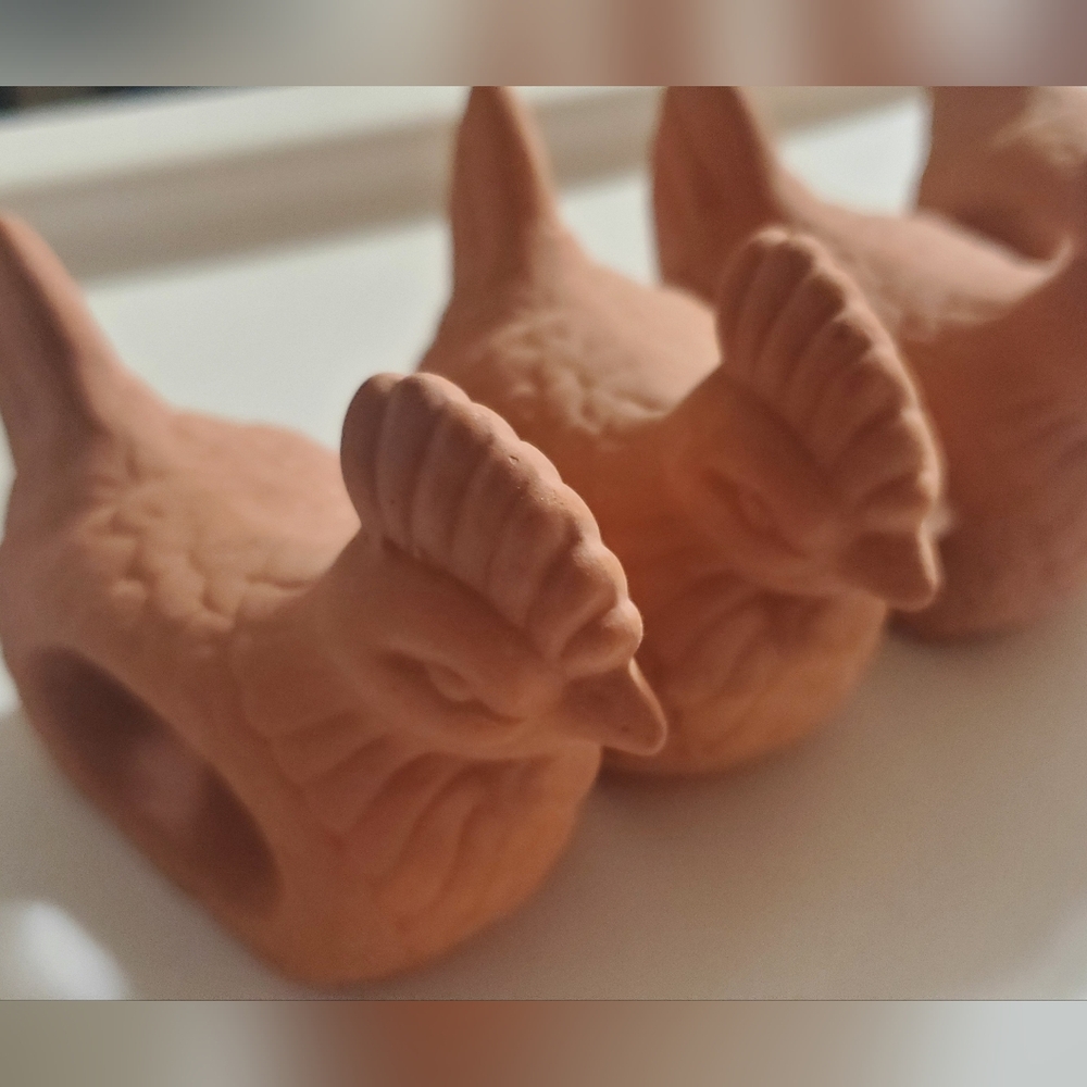 Terracotta Chicken/hen Napkin Rings